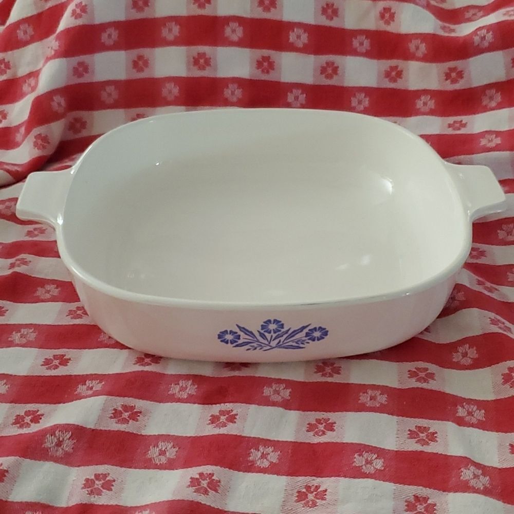 Corningware 9" Dish